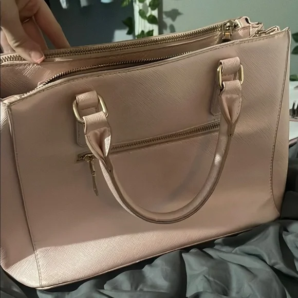 Elegant Pink Handbag Satchels